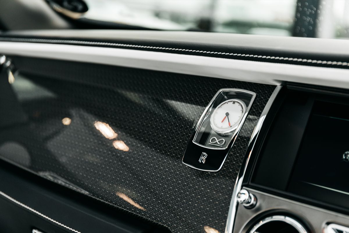 Rolls Royce Dawn Black Badge 6.6 V12 2Dr Automatic