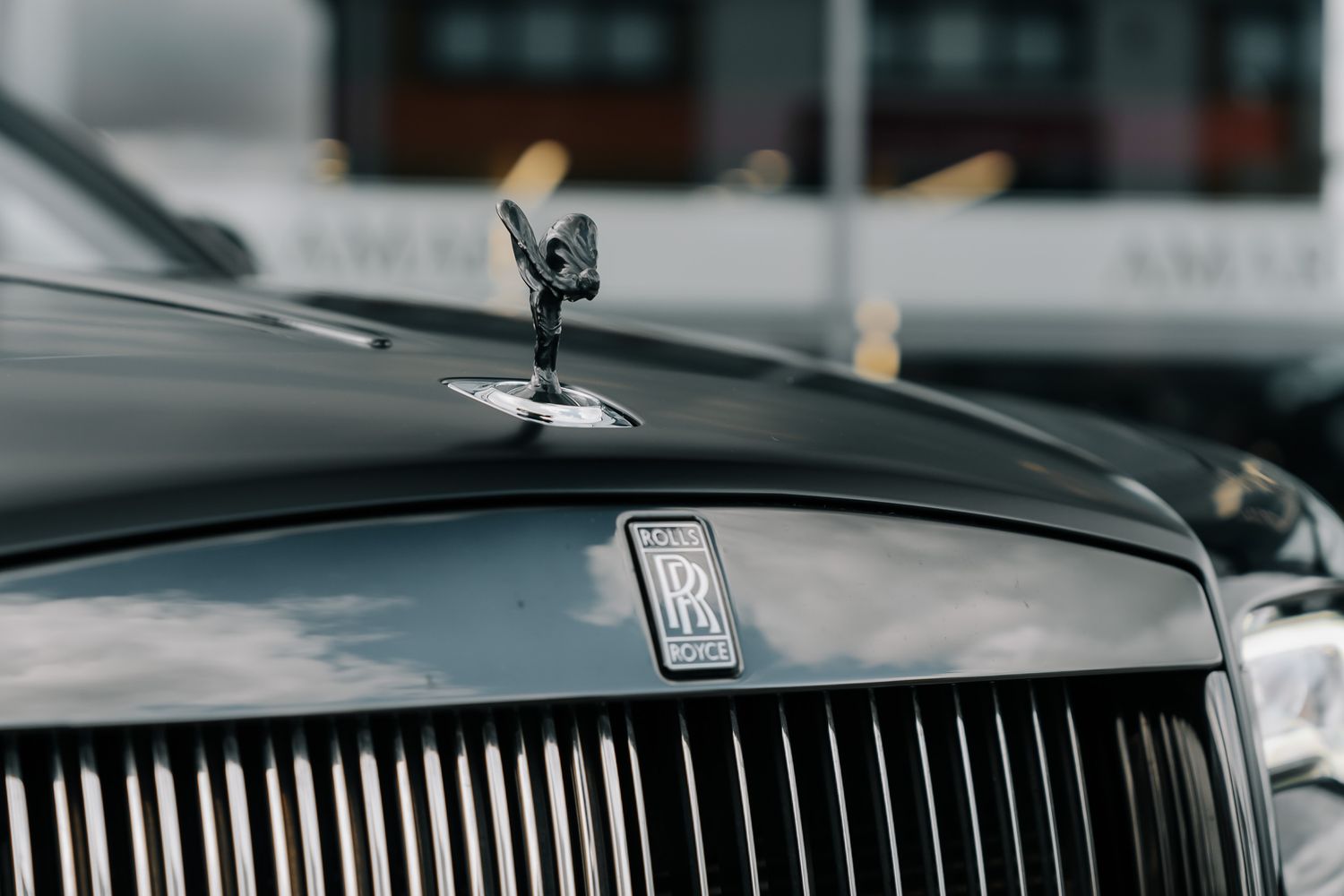 Rolls Royce Dawn Black Badge 6.6 V12 2Dr Automatic