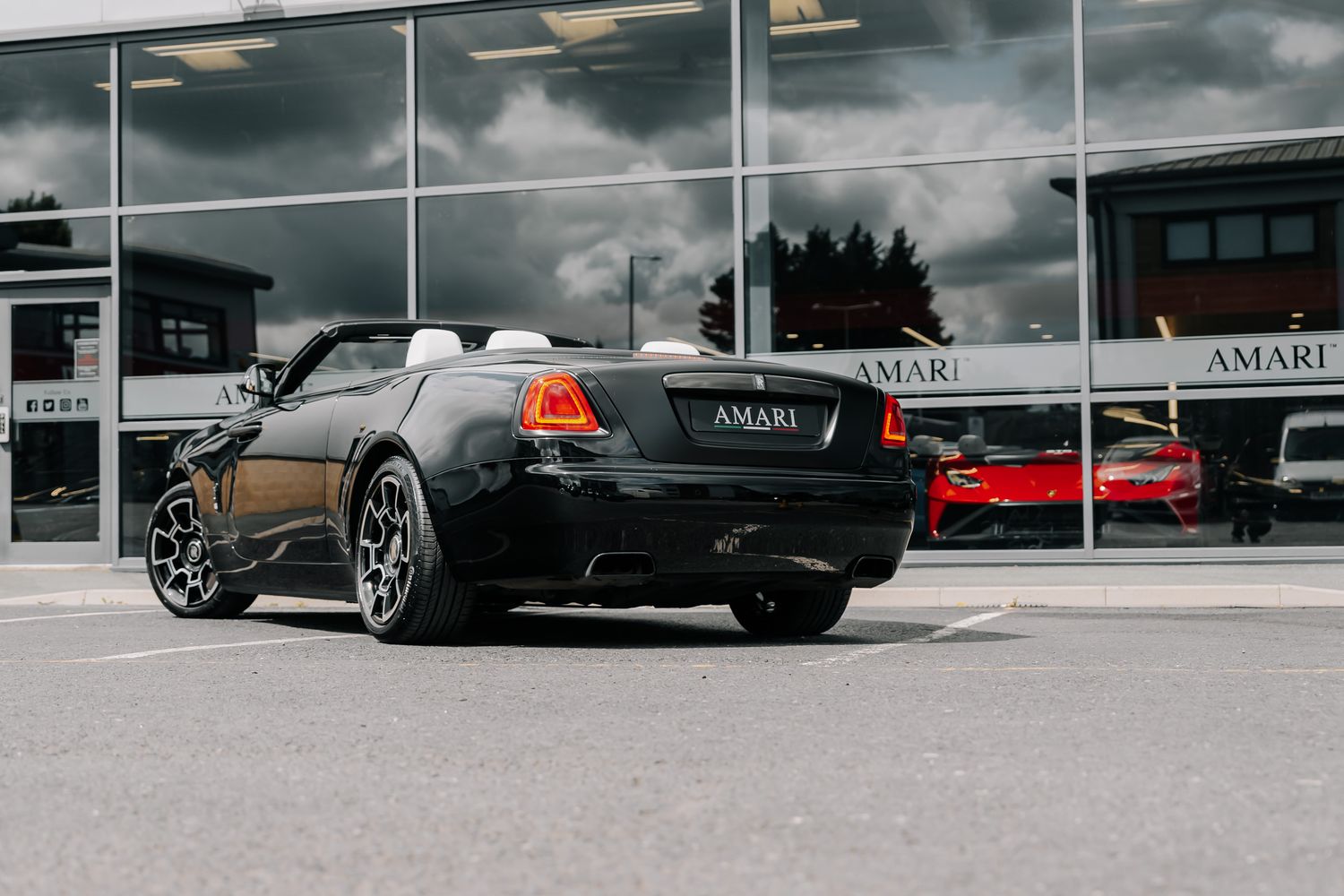 Rolls Royce Dawn Black Badge 6.6 V12 2Dr Automatic