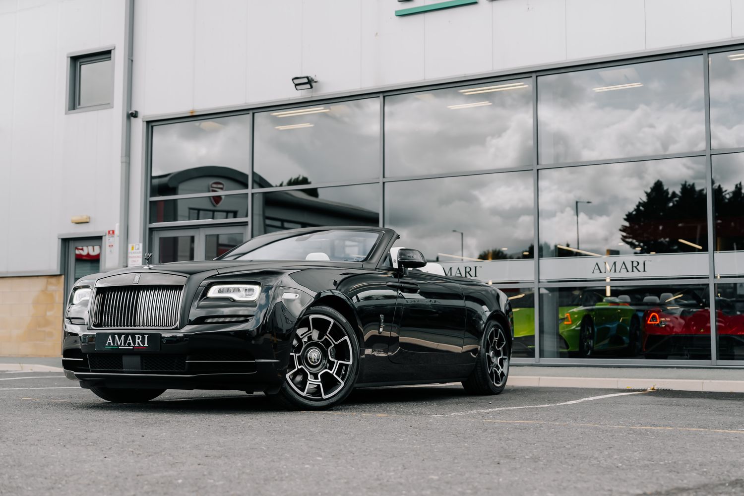 Rolls Royce Dawn Black Badge 6.6 V12 2Dr Automatic