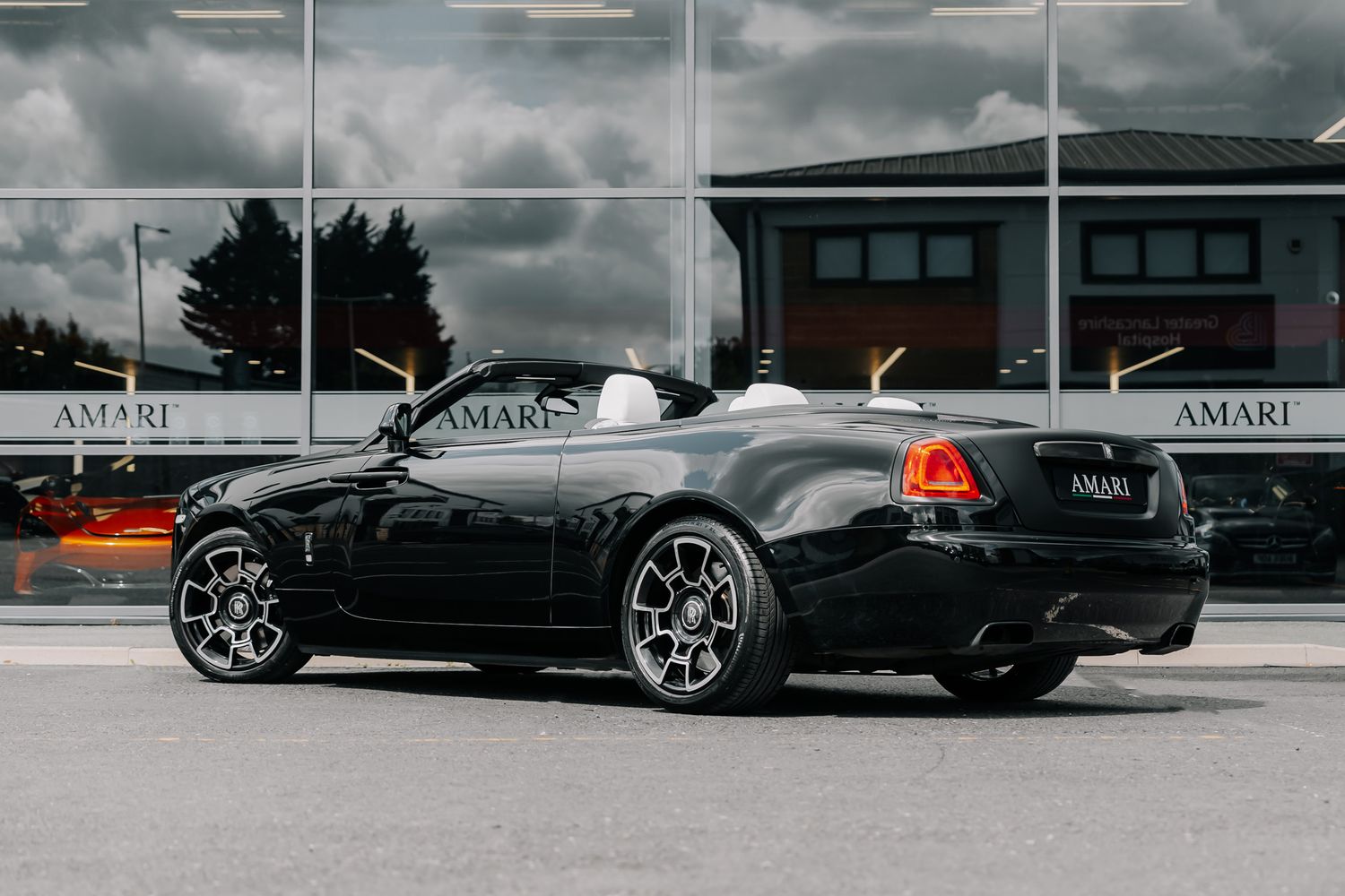 Rolls Royce Dawn Black Badge 6.6 V12 2Dr Automatic