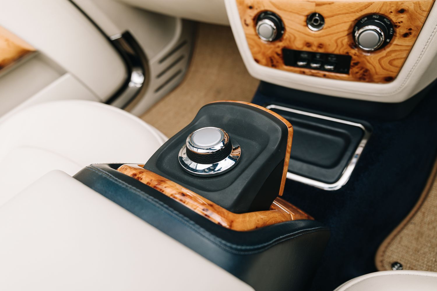 Rolls Royce Phantom Convertible 6.7 Phantom Drophead