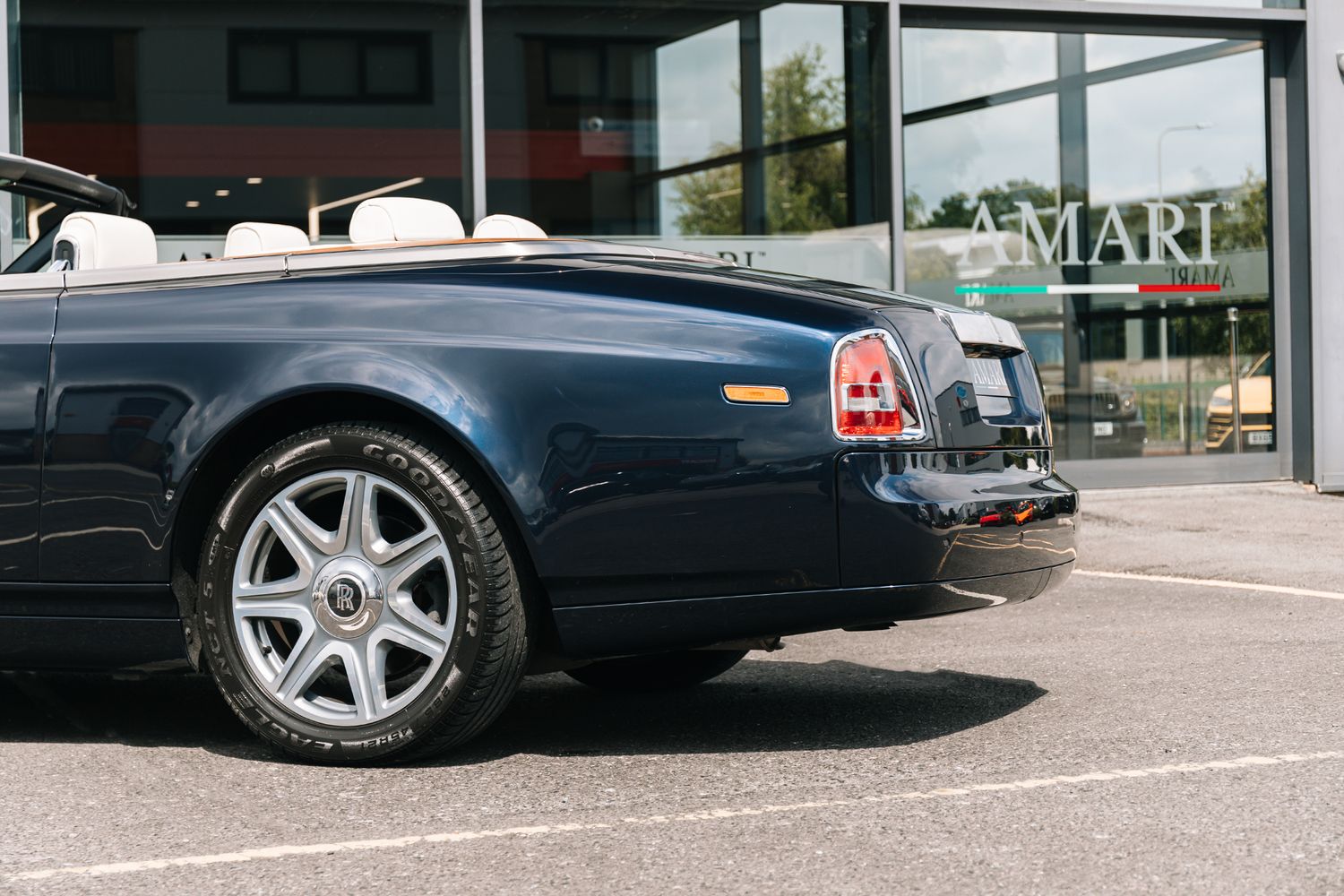 Rolls Royce Phantom Convertible 6.7 Phantom Drophead