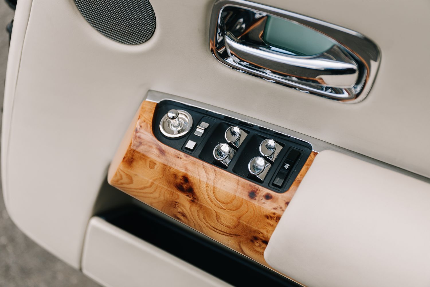 Rolls Royce Phantom Convertible 6.7 Phantom Drophead