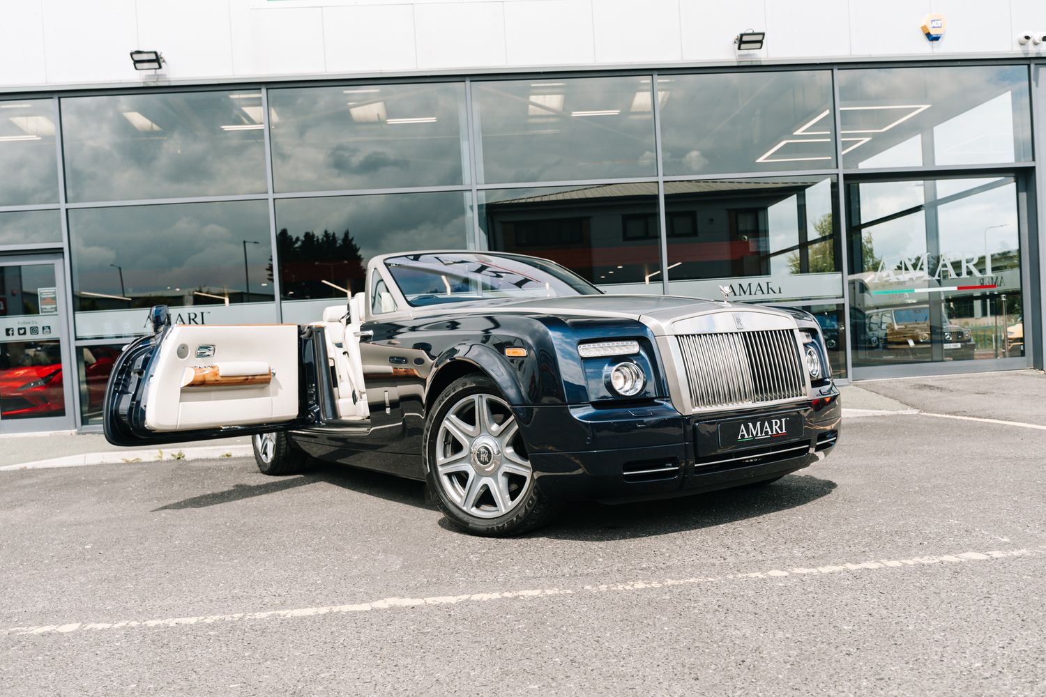 Rolls Royce Phantom Convertible 6.7 Phantom Drophead
