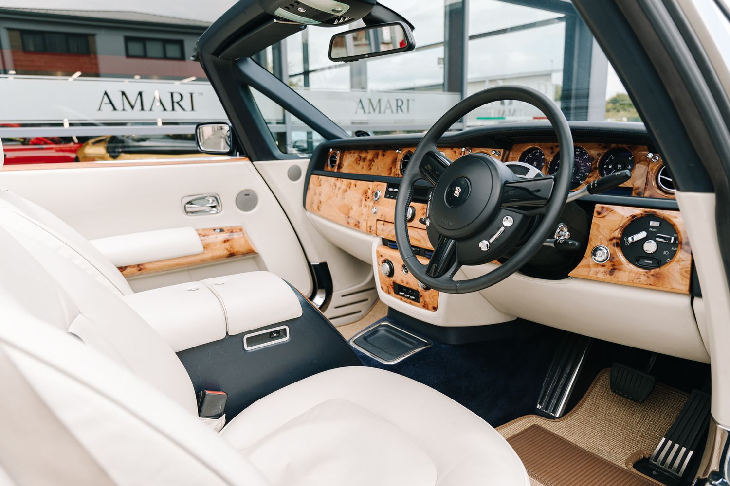 Rolls Royce Phantom Convertible 6.7 Phantom Drophead