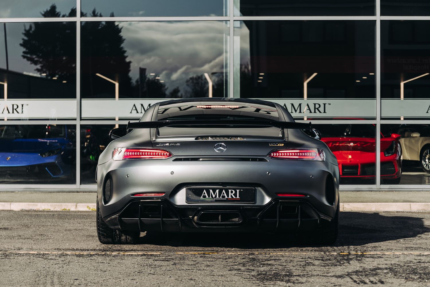 Mercedes-Benz AMG GT-R 4.0 Amg Gt R Premium 2Dr Automatic