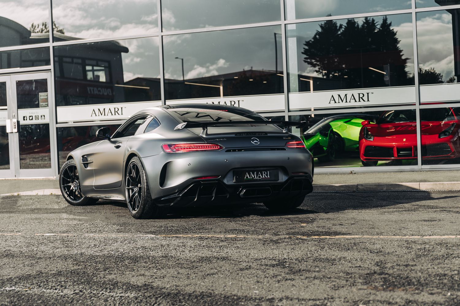 Mercedes-Benz AMG GT-R 4.0 Amg Gt R Premium 2Dr Automatic