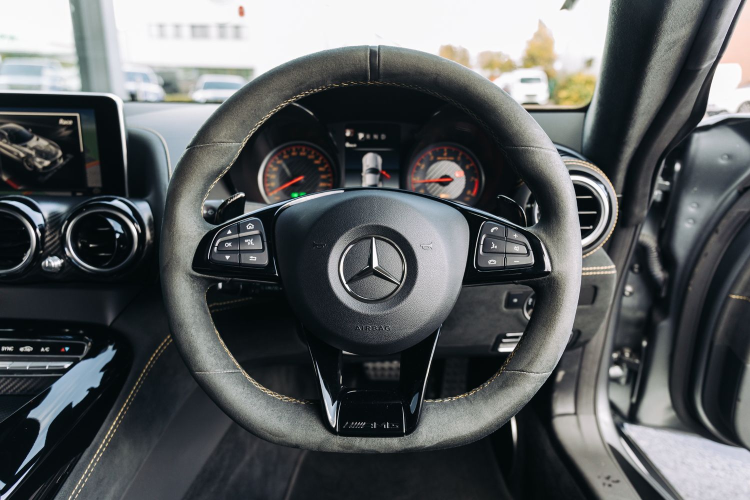 Mercedes-Benz AMG GT-R 4.0 Amg Gt R Premium 2Dr Automatic