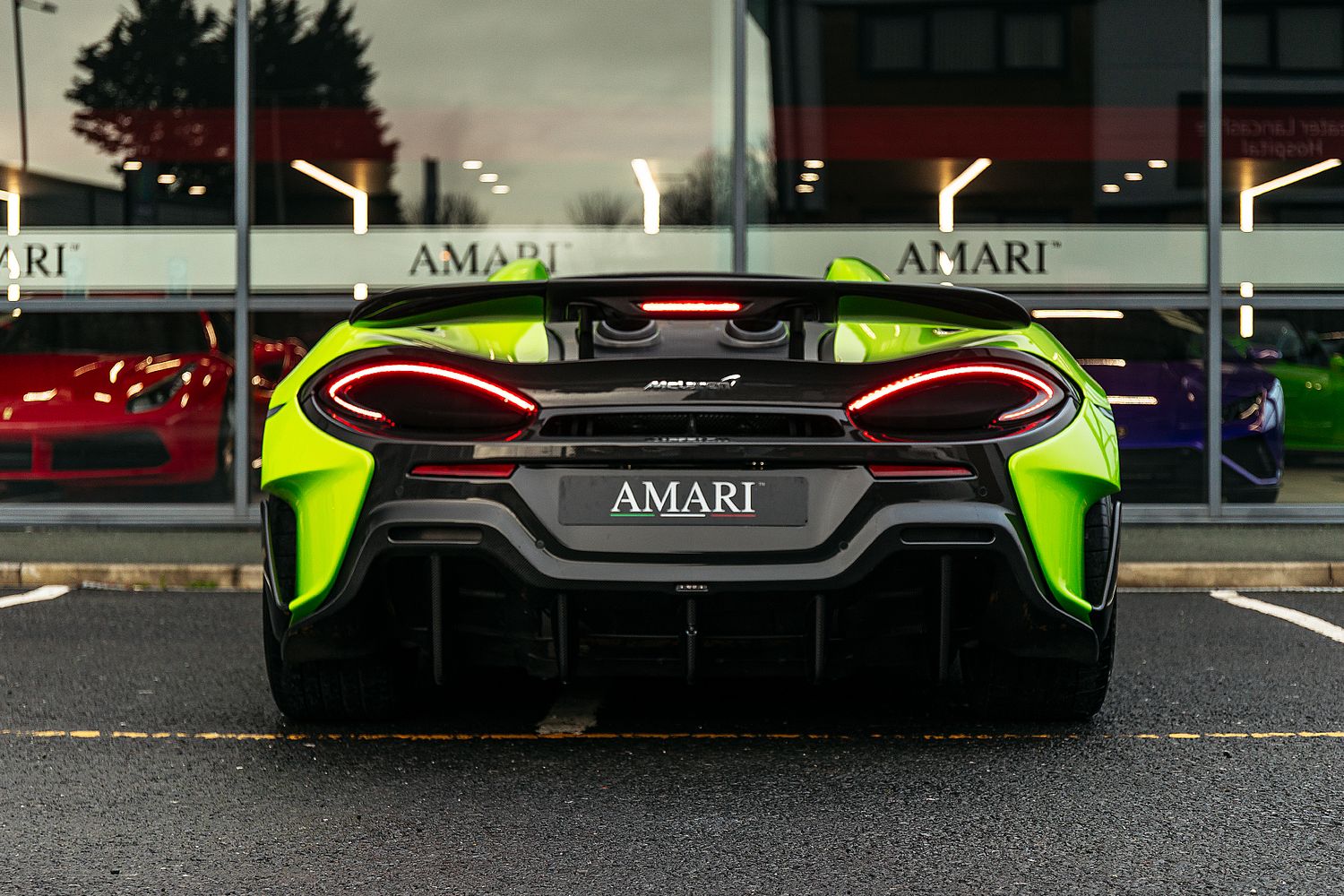 McLaren 600LT Convertible 3.8 V8 Ssg 2Dr Semi Automatic