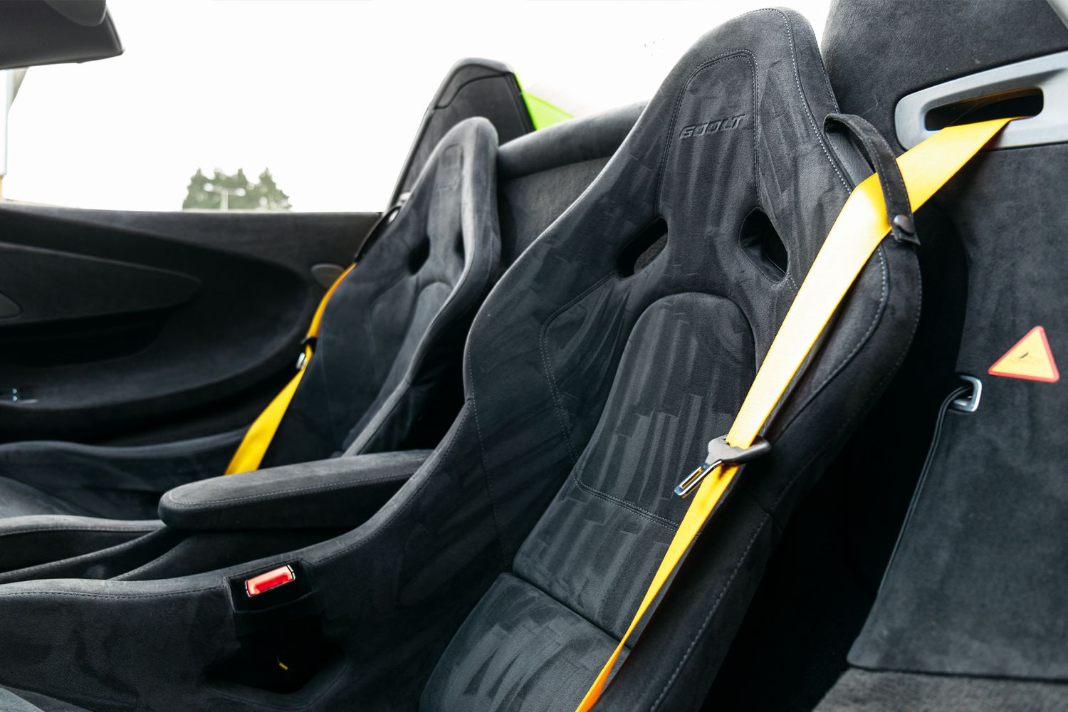 McLaren 600LT Convertible 3.8 V8 Ssg 2Dr Semi Automatic