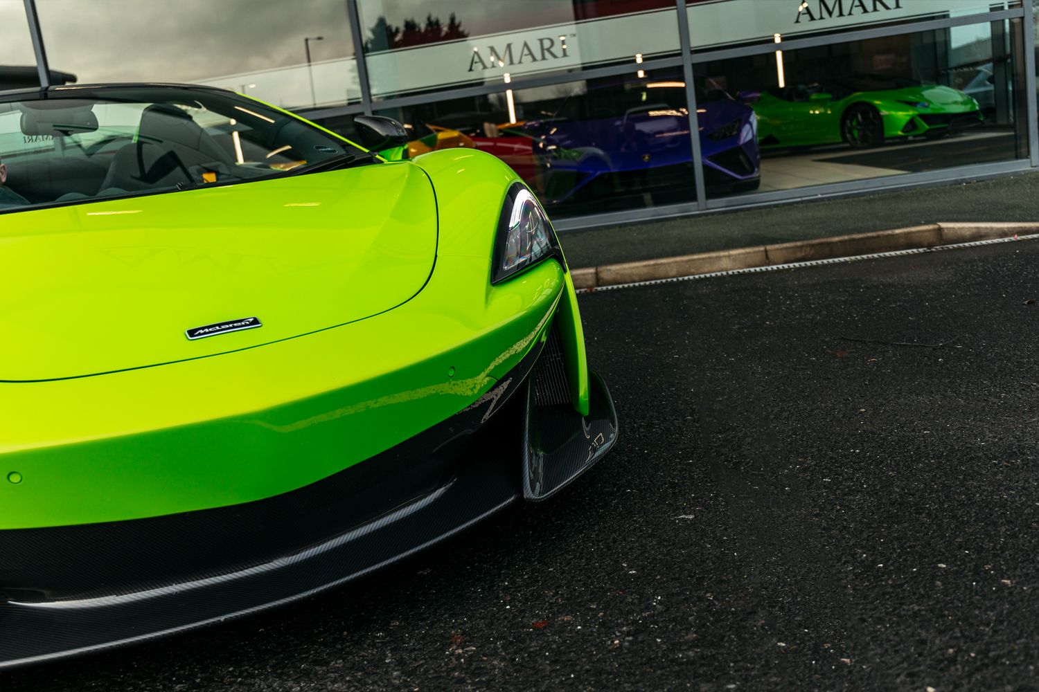 McLaren 600LT Convertible 3.8 V8 Ssg 2Dr Semi Automatic