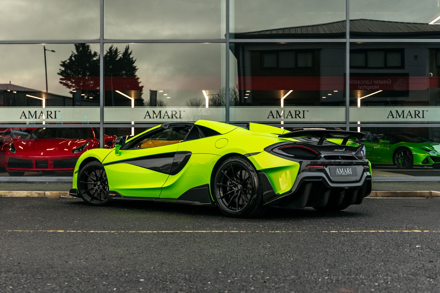 McLaren 600LT Convertible 3.8 V8 Ssg 2Dr Semi Automatic