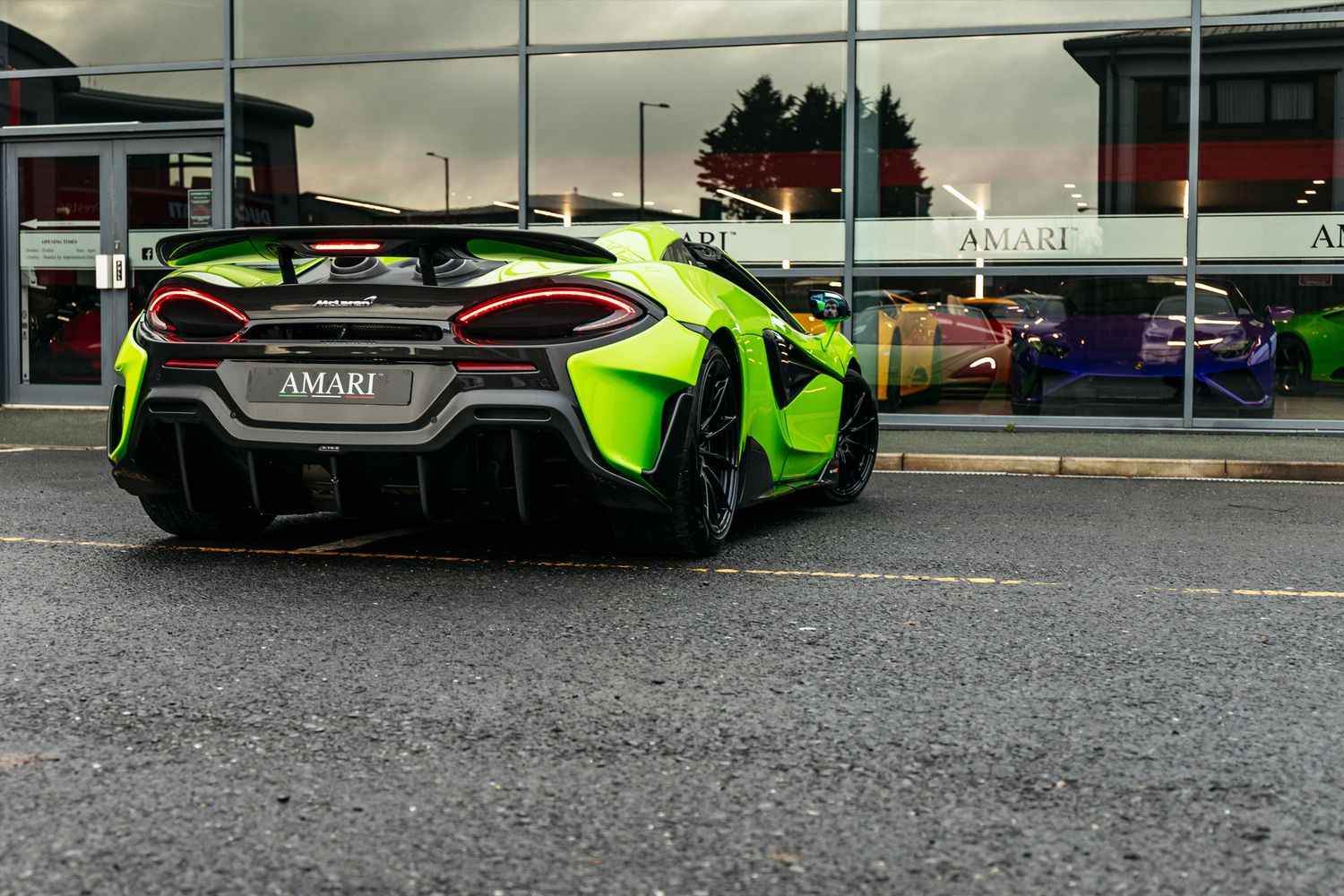 McLaren 600LT Convertible 3.8 V8 Ssg 2Dr Semi Automatic