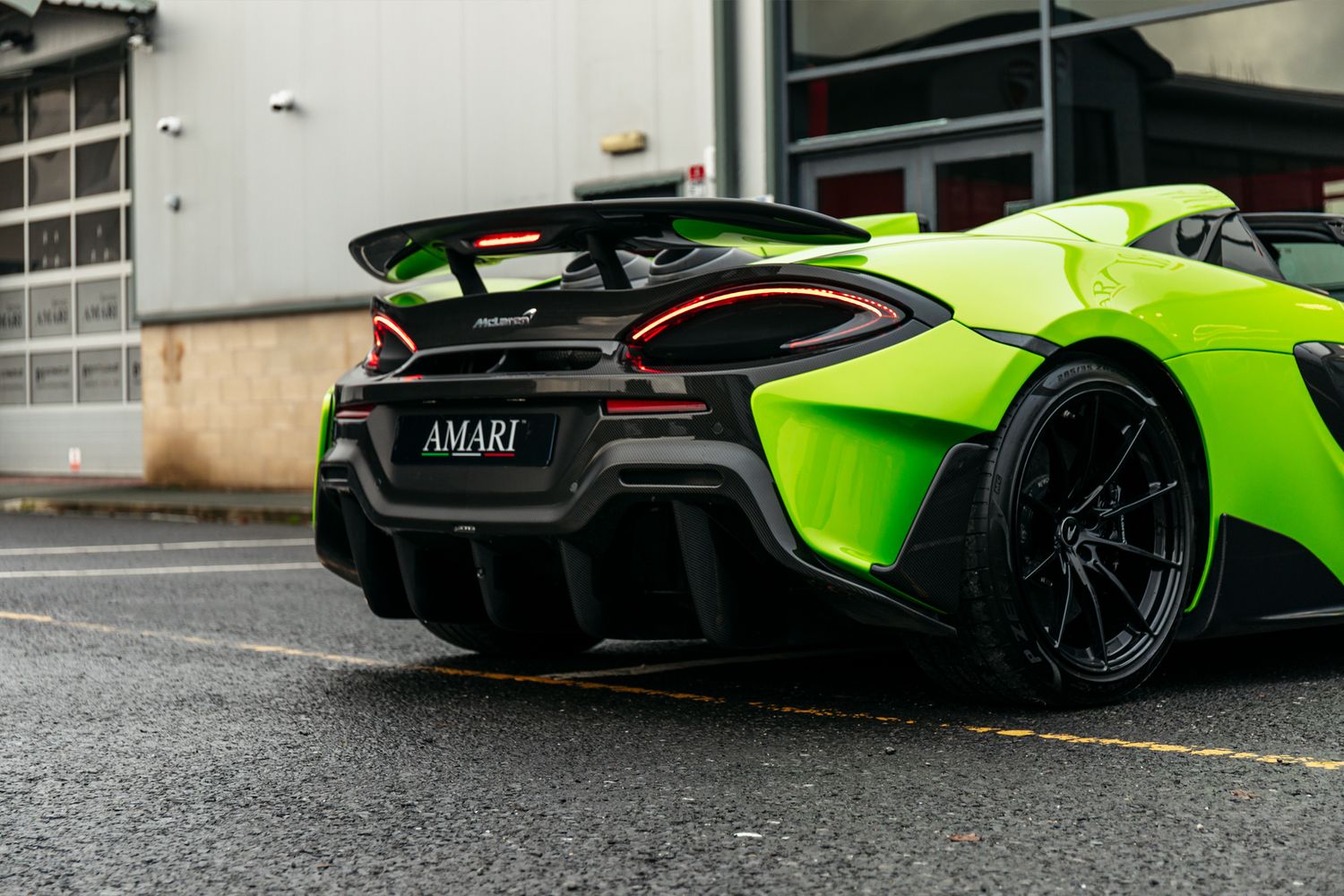 McLaren 600LT Convertible 3.8 V8 Ssg 2Dr Semi Automatic