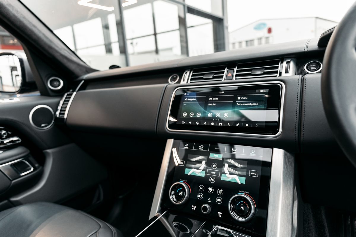 Land Rover Range Rover Hybrid Electric 2.0 Autobiography 5Dr Automatic