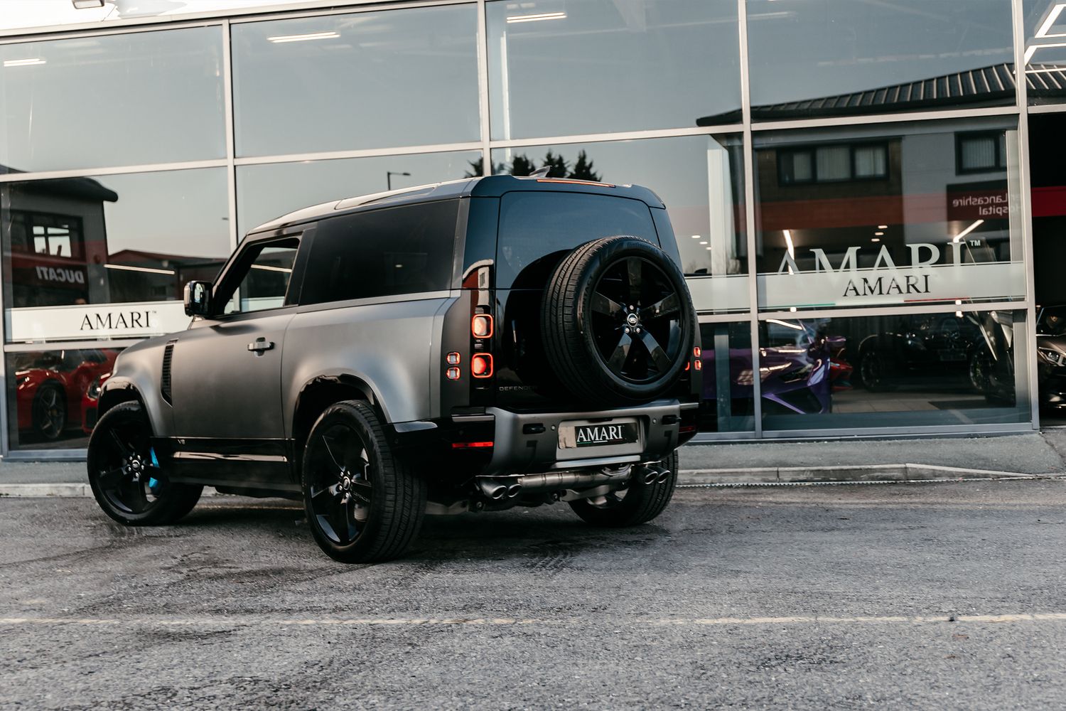 Land Rover Defender V8 Carpathian Edition Estate 5.0 V8 Carpathian Edition 3Dr Automatic