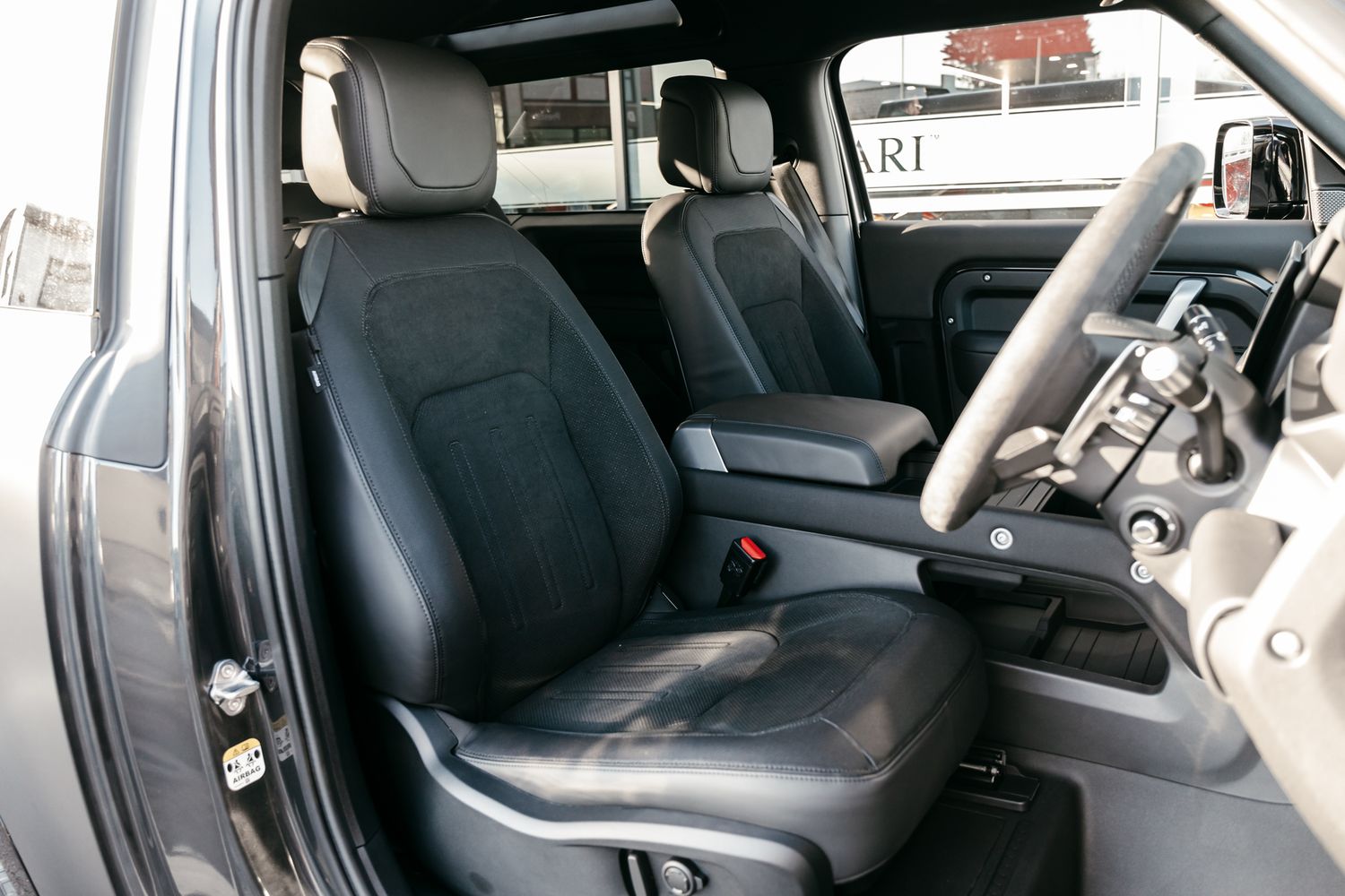 Land Rover Defender V8 Carpathian Edition Estate 5.0 V8 Carpathian Edition 3Dr Automatic