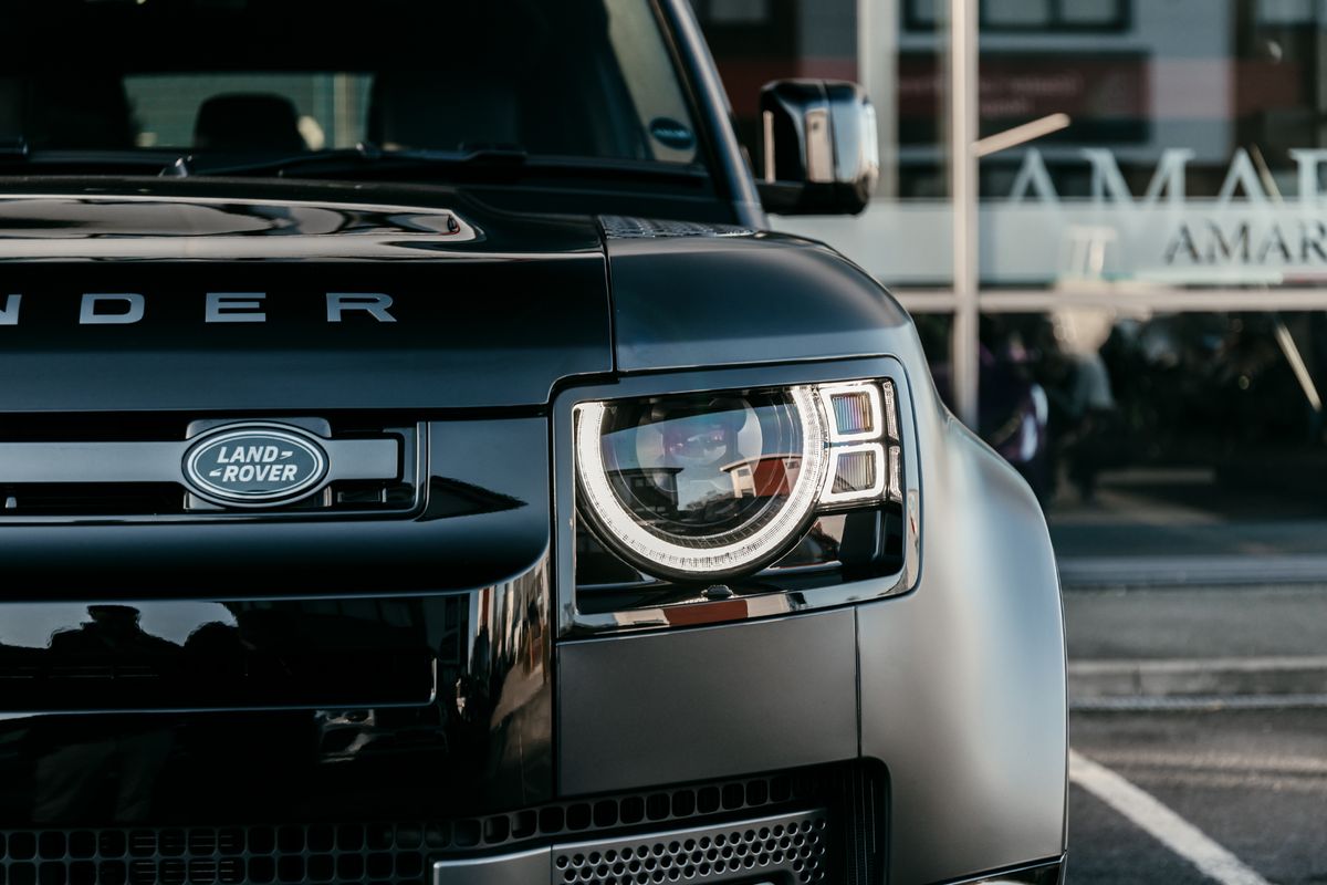 Land Rover Defender V8 Carpathian Edition Estate 5.0 V8 Carpathian Edition 3Dr Automatic