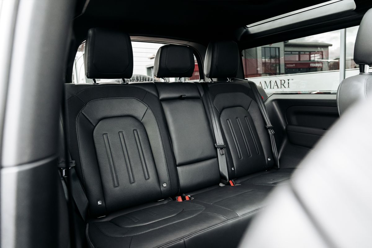 Land Rover Defender 90 D250 Se 3Dr Automatic