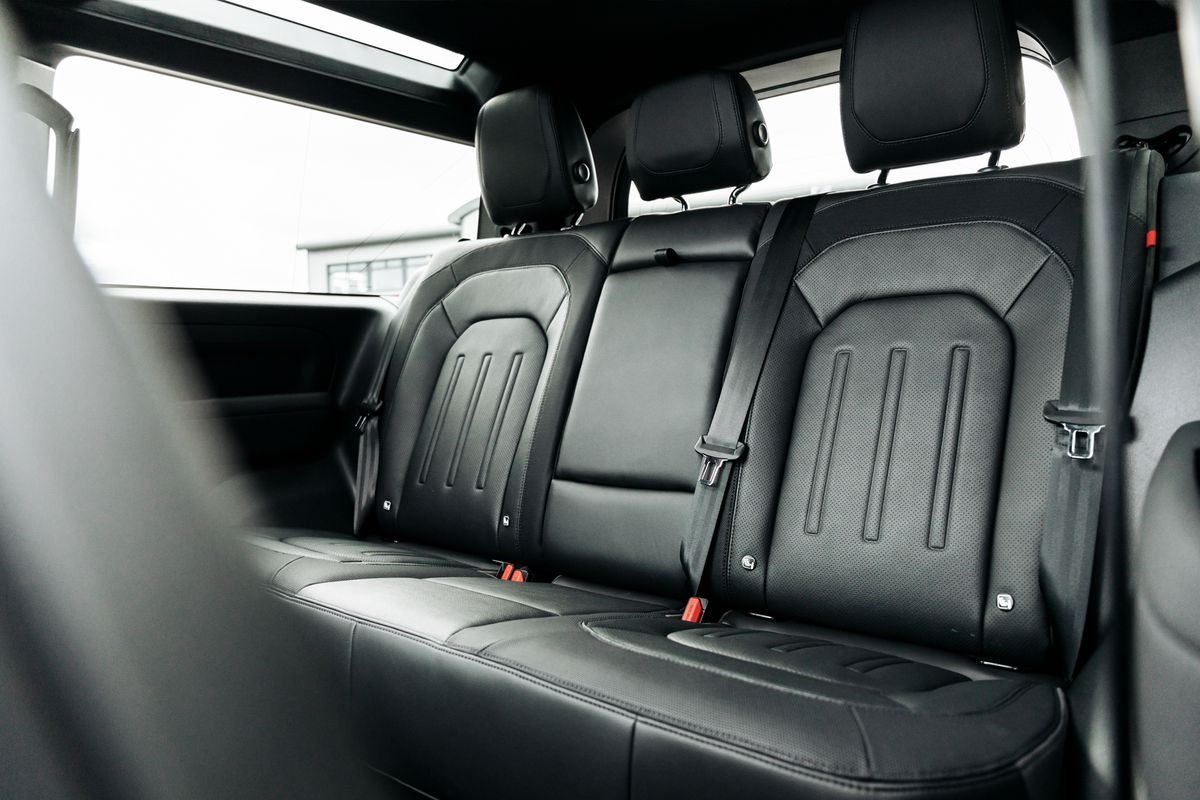 Land Rover Defender 90 D250 Se 3Dr Automatic
