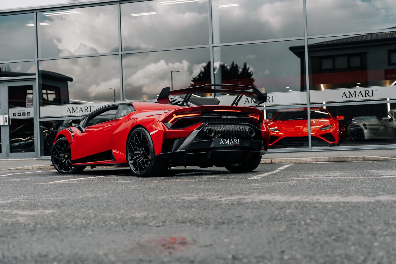 Lamborghini Huracan STO