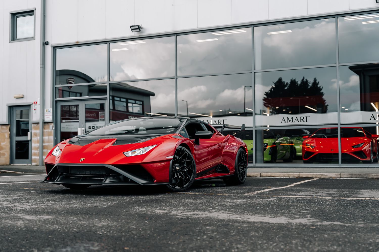 Lamborghini Huracan STO