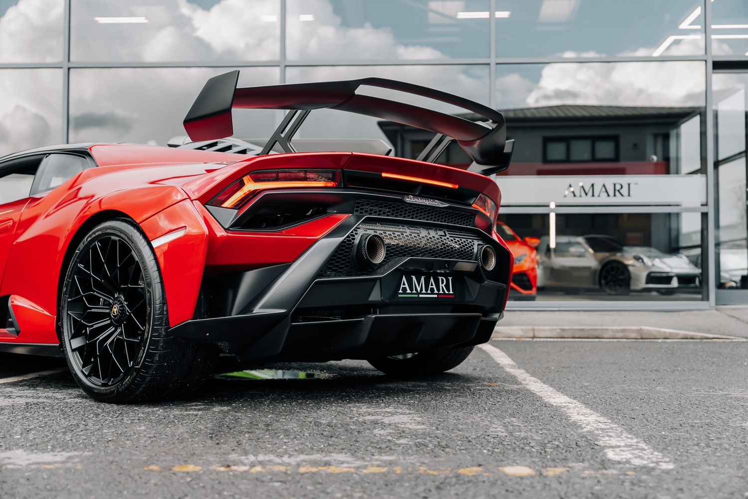 Lamborghini Huracan STO