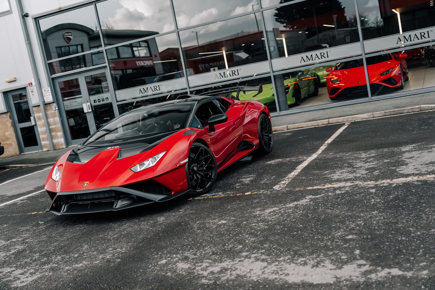 Lamborghini Huracan STO