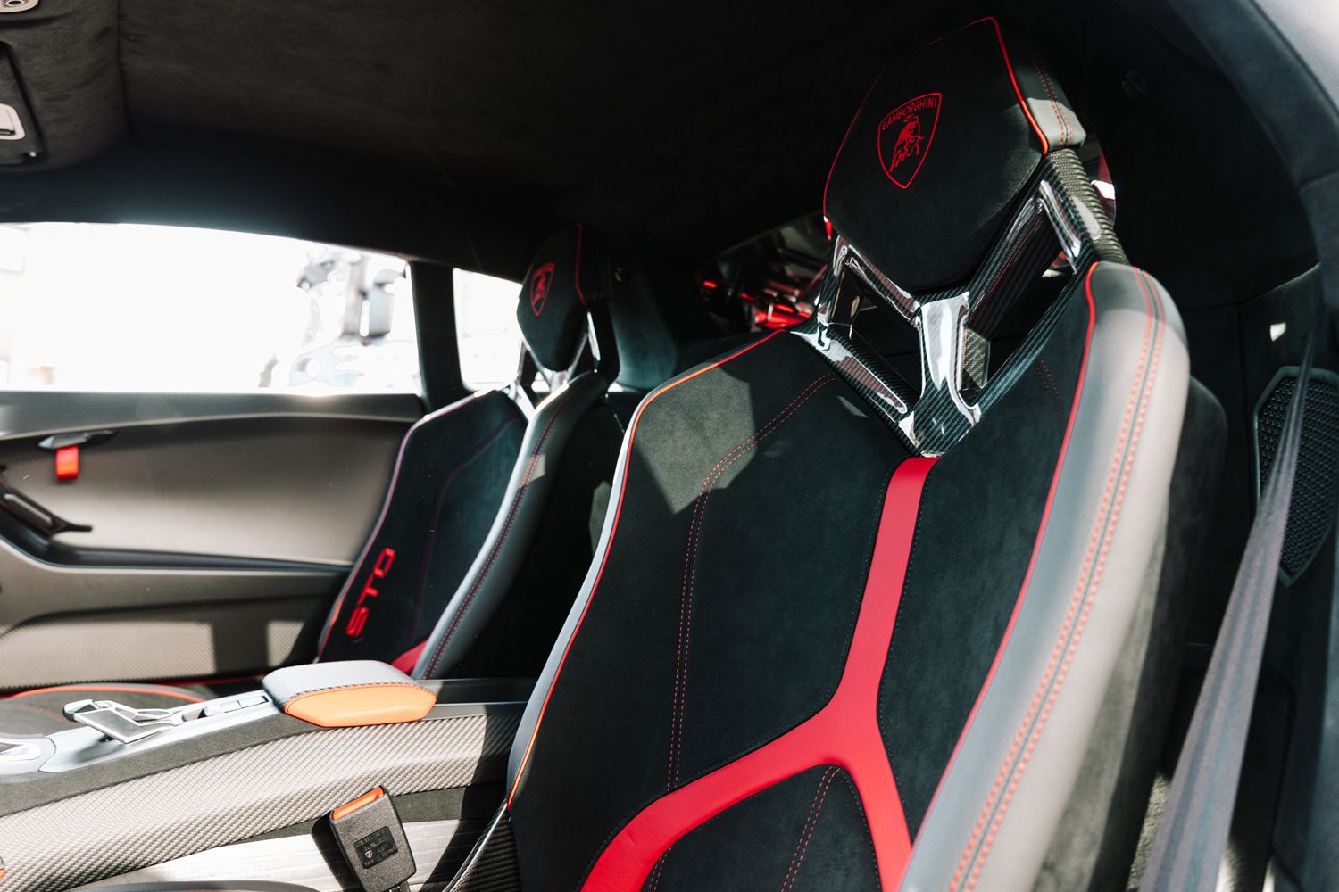 Lamborghini Huracan STO