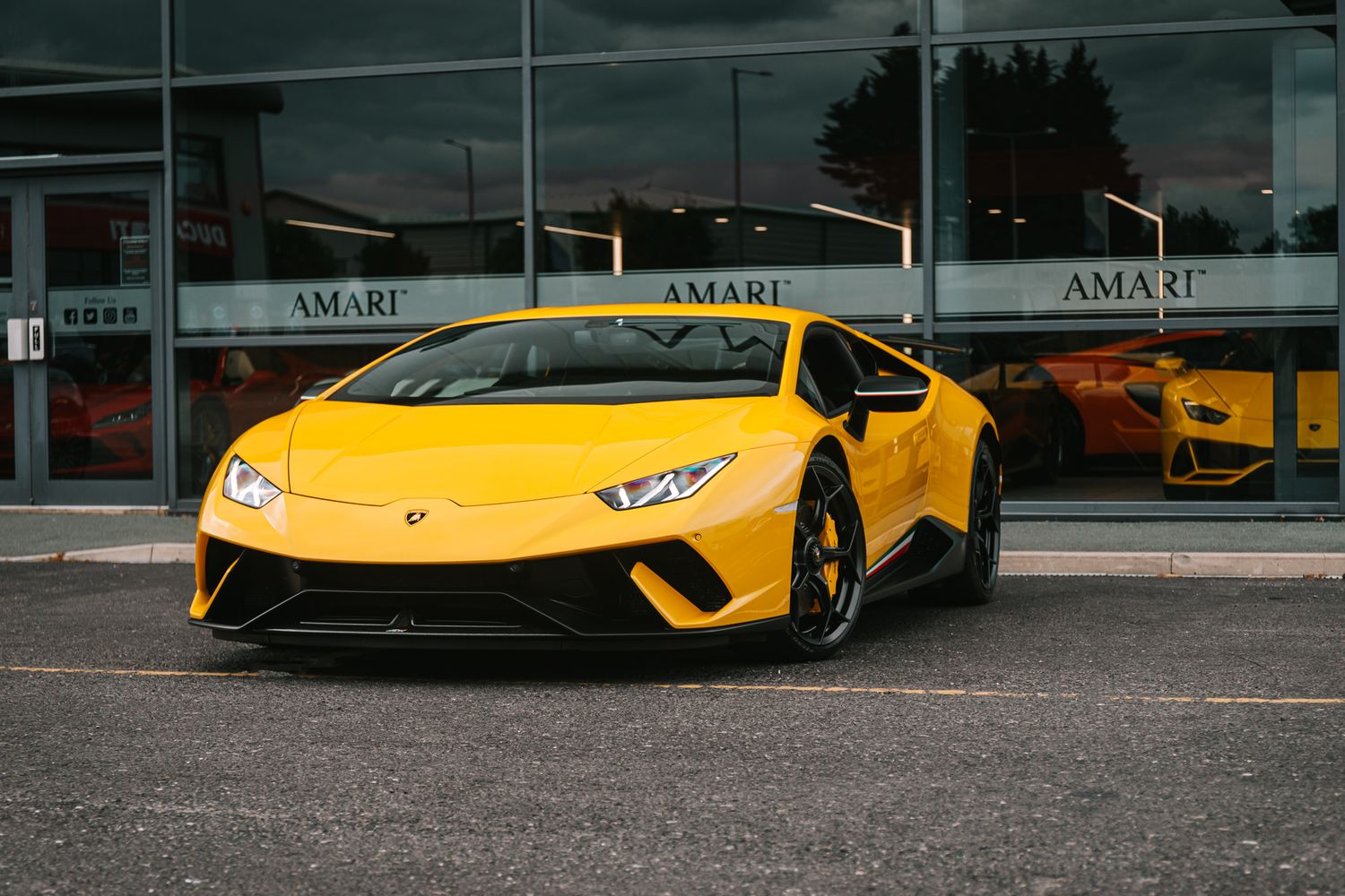 Lamborghini Huracan Coupe 5.2 Lp 640-4 Performante 2Dr Semi Automatic