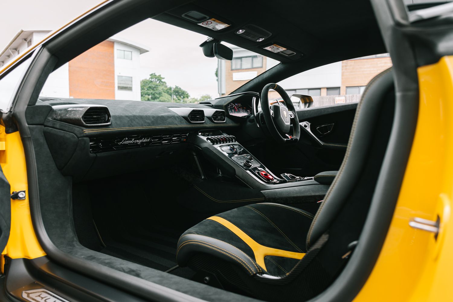 Lamborghini Huracan Coupe 5.2 Lp 640-4 Performante 2Dr Semi Automatic