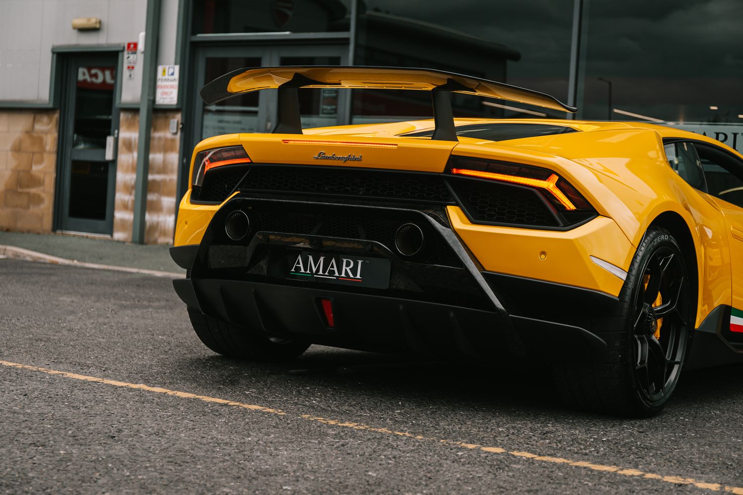 Lamborghini Huracan Coupe 5.2 Lp 640-4 Performante 2Dr Semi Automatic