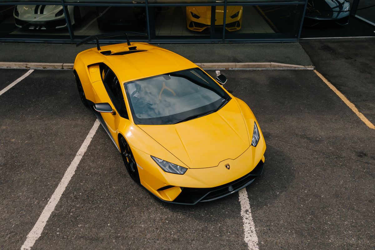Lamborghini Huracan Coupe 5.2 Lp 640-4 Performante 2Dr Semi Automatic