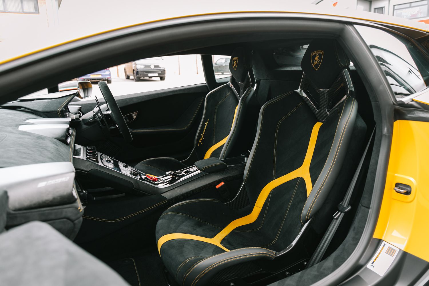 Lamborghini Huracan Coupe 5.2 Lp 640-4 Performante 2Dr Semi Automatic