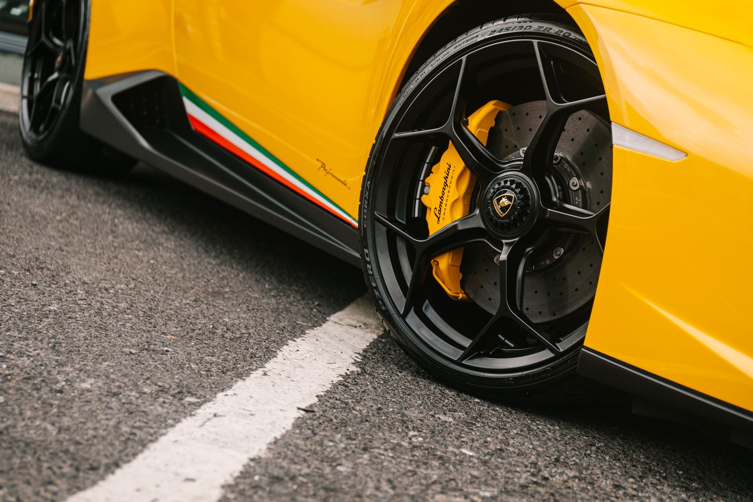Lamborghini Huracan Coupe 5.2 Lp 640-4 Performante 2Dr Semi Automatic