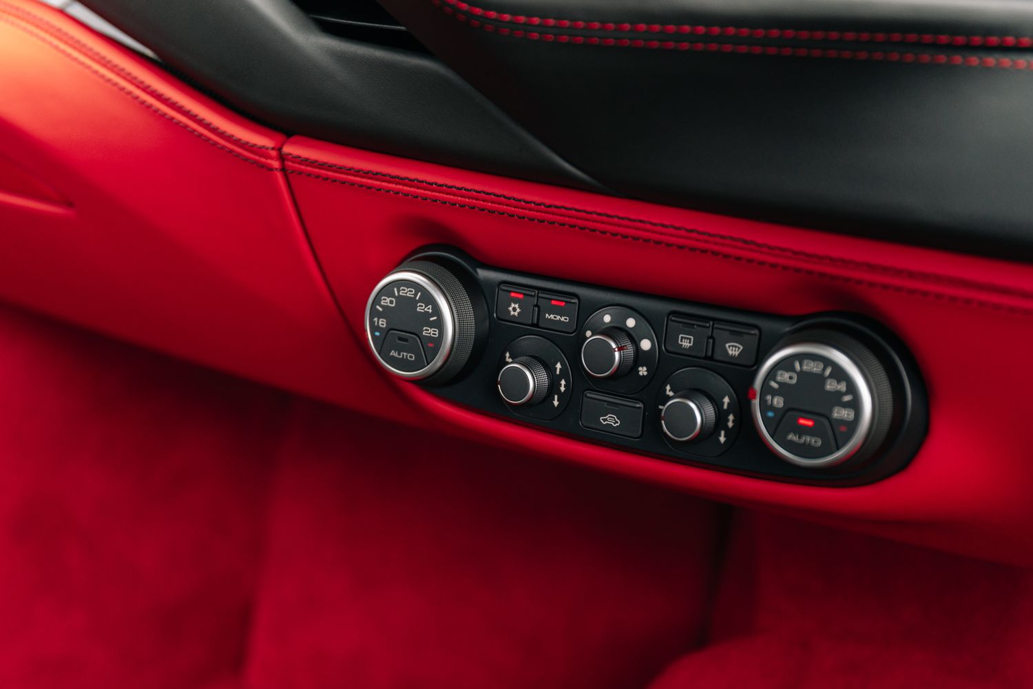 Ferrari 488 GTB Coupe 3.9 Gtb 2Dr Semi Automatic