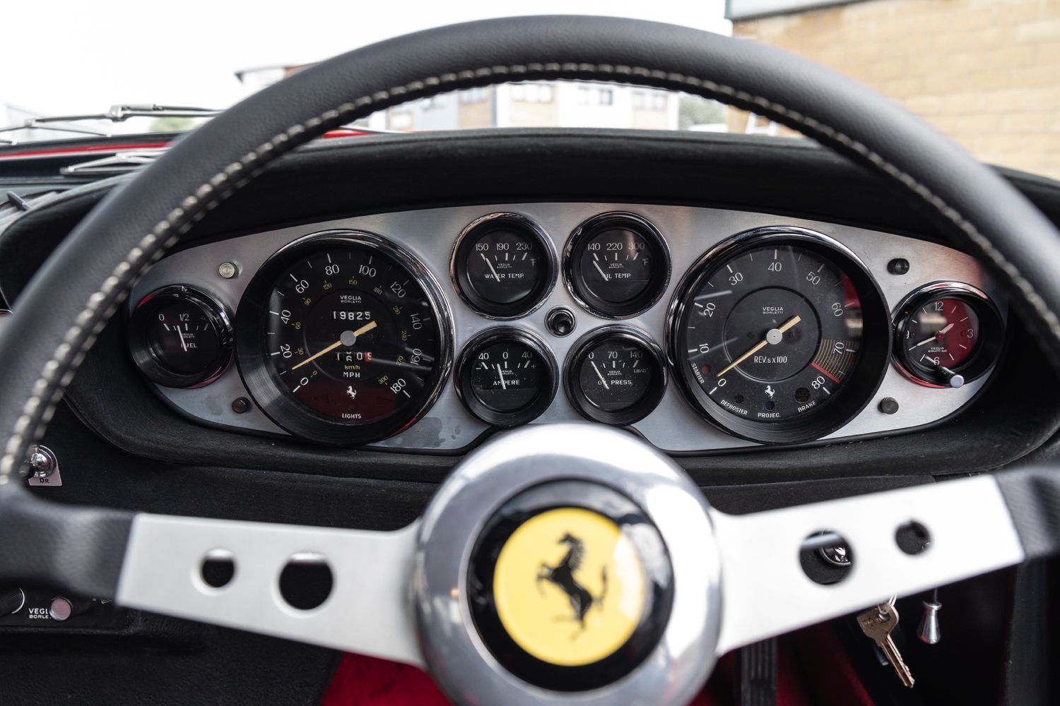 Ferrari 365 GTB/4 Daytona
