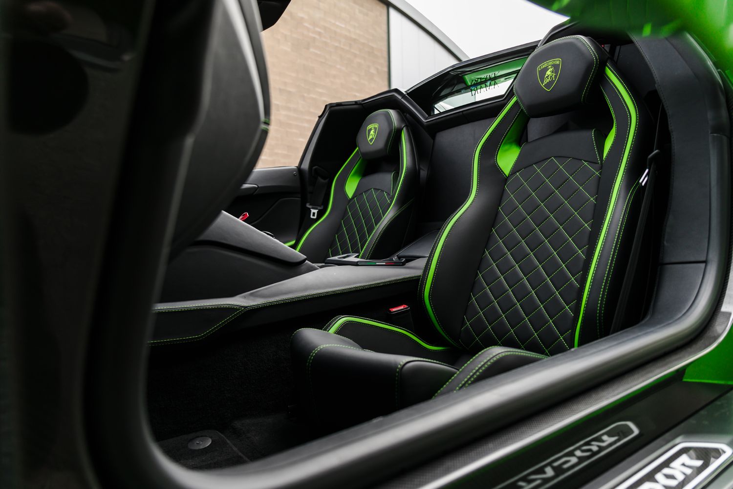 Lamborghini Aventador S Roadster 6.5 LP 740-4 S Roadster