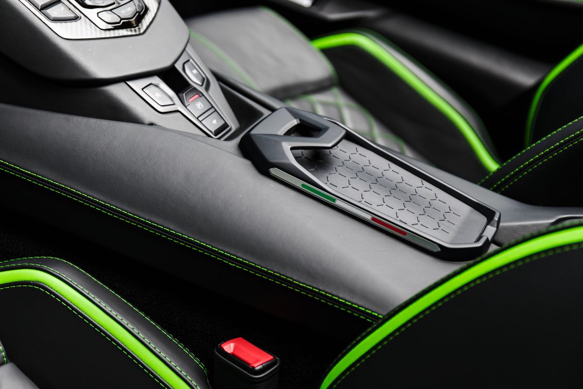 Lamborghini Aventador S Roadster 6.5 LP 740-4 S Roadster